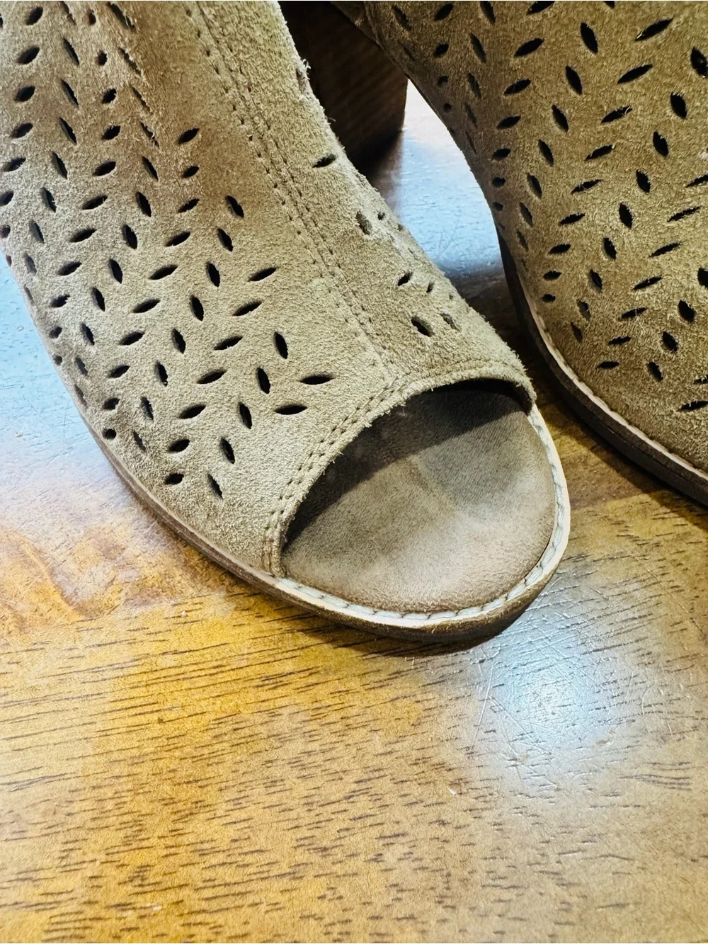 Toms Majorca Perforated Suede Bootie Size 9